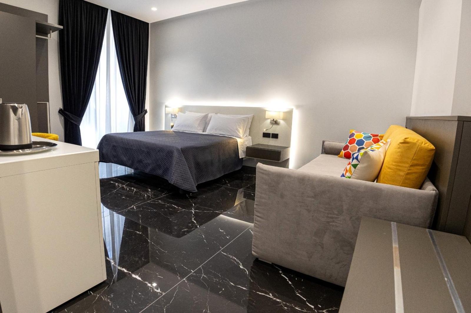 Maison Palla E Partner's * Naples