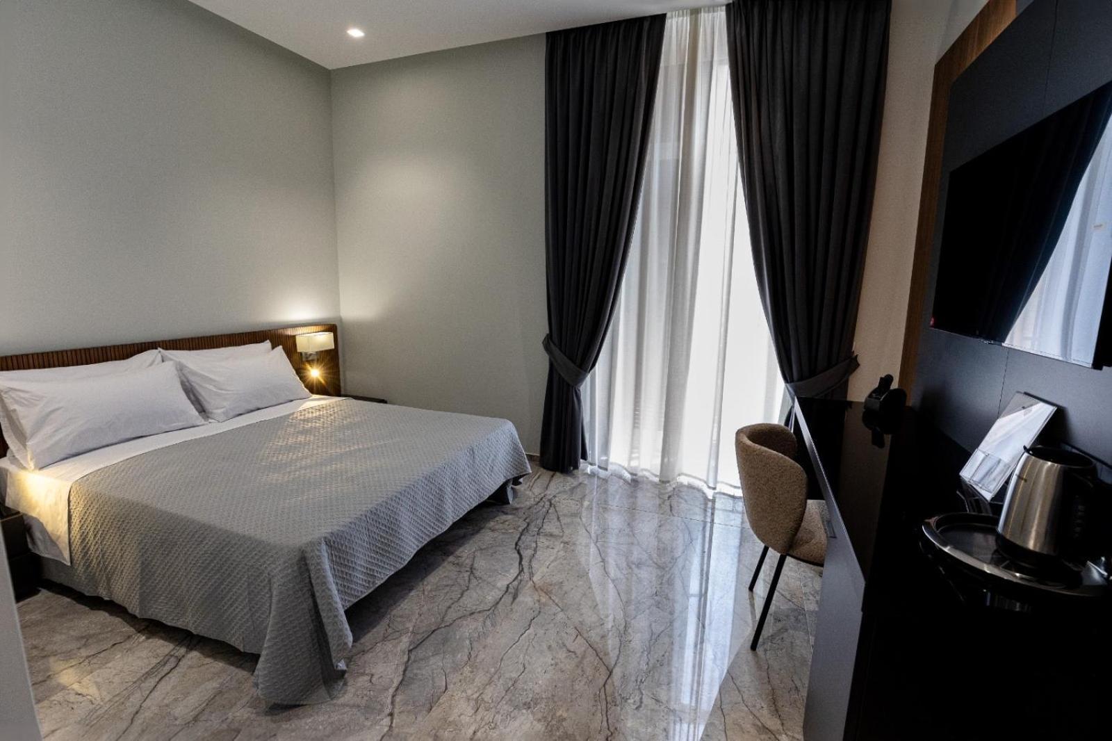 Maison Palla E Partner's Affittacamere Napoli